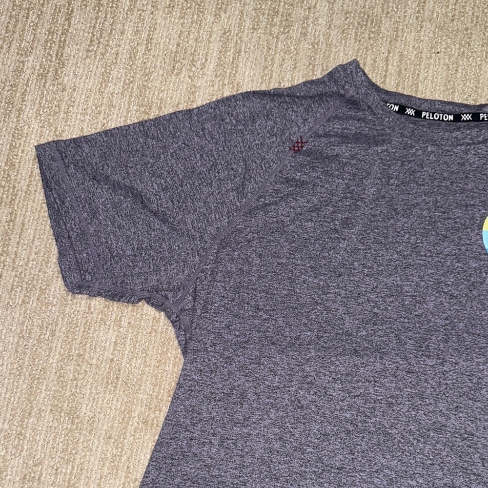 Rhone X Peloton Shirt Men' Size XL Gray/Purple Cycling Activewear - Picture 3 of 10